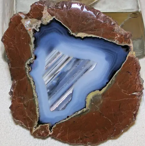 Priday Blue Bed Thunder Egg